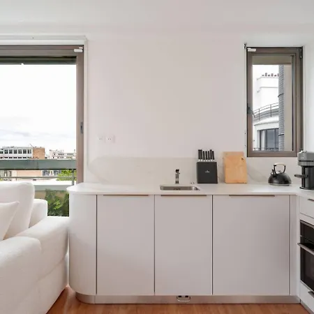 Apartment Elysee's *