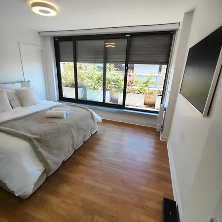 Elysee's Apartment *