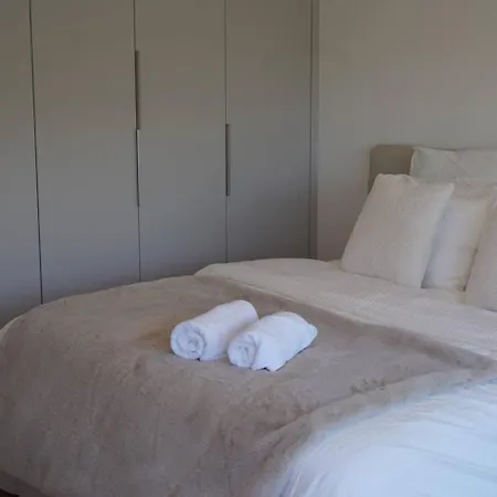 Apartment Elysee's Paris